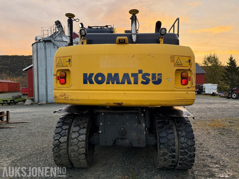 2015 Komatsu PW 160-8 Velutstyrt hjulgraver med Engcon rototilt, Leica GPS og sentralsmøring - Escavadeira: foto 4 2015 Komatsu PW 160-8 Velutstyrt hjulgraver med Engcon rototilt, Leica GPS og sentralsmøring - Escavadeira: foto 4