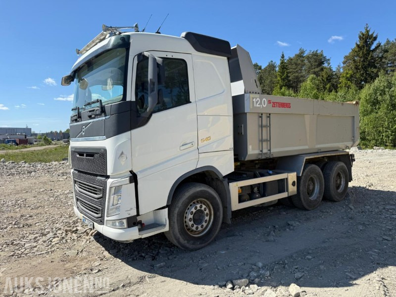 2015 VOLVO FH540 TIPPBIL SERVICEHISTORIKK ZETTERBERG PÅBYGG. - Camião basculante: foto 1 2015 VOLVO FH540 TIPPBIL SERVICEHISTORIKK ZETTERBERG PÅBYGG. - Camião basculante: foto 1
