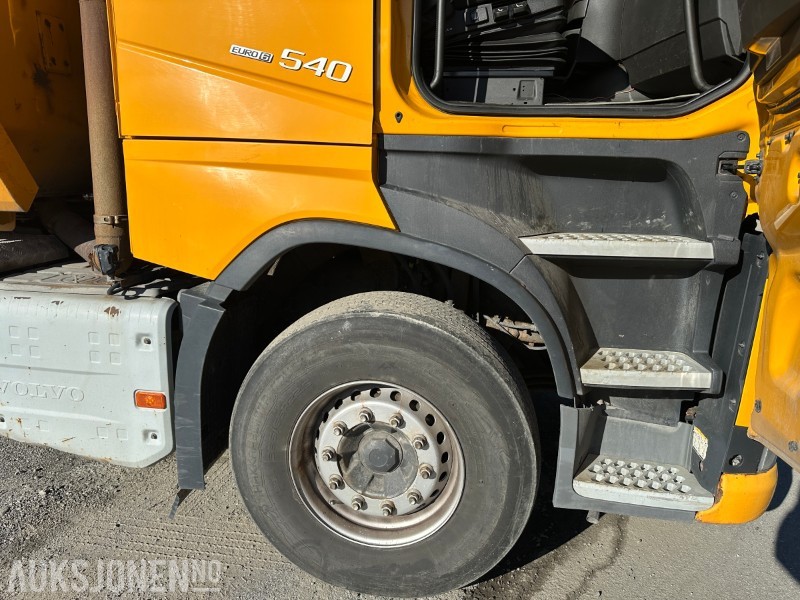 2015 Volvo FH 540 6x4 - KOMBIBIL/TIPPBIL/BRØYTEBIL - 344925km - Camião basculante: foto 4 2015 Volvo FH 540 6x4 - KOMBIBIL/TIPPBIL/BRØYTEBIL - 344925km - Camião basculante: foto 4