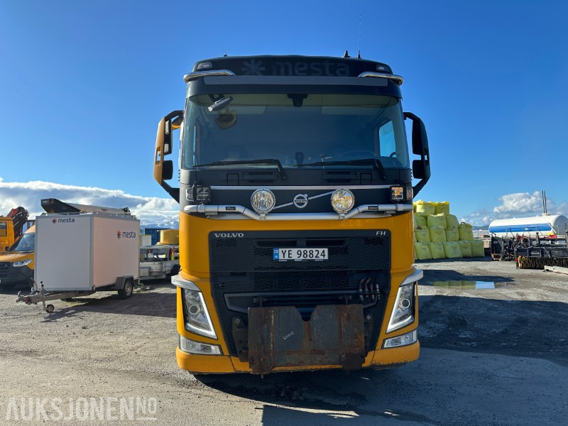 2015 Volvo FH 540 6x4 - KOMBIBIL/TIPPBIL/BRØYTEBIL - 344925km - Camião basculante: foto 2 2015 Volvo FH 540 6x4 - KOMBIBIL/TIPPBIL/BRØYTEBIL - 344925km - Camião basculante: foto 2