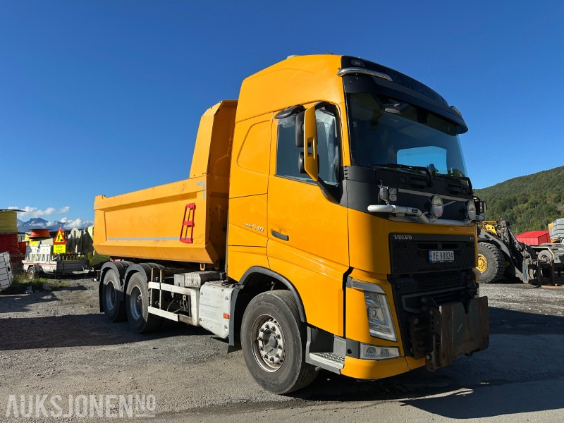2015 Volvo FH 540 6x4 - KOMBIBIL/TIPPBIL/BRØYTEBIL - 344925km - Camião basculante: foto 3 2015 Volvo FH 540 6x4 - KOMBIBIL/TIPPBIL/BRØYTEBIL - 344925km - Camião basculante: foto 3