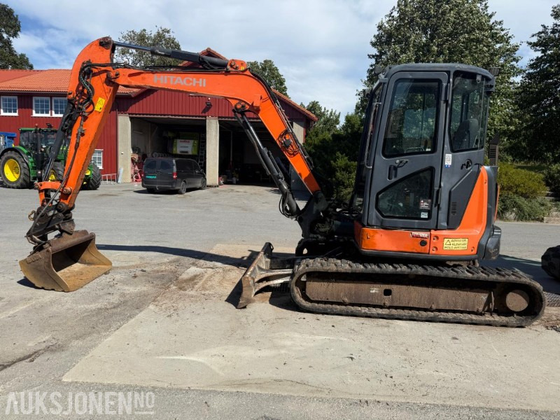 2016 Hitachi ZX55U-5A BELTEGRAVER- SERVICEHISTORIKK. - Escavadeira: foto 1 2016 Hitachi ZX55U-5A BELTEGRAVER- SERVICEHISTORIKK. - Escavadeira: foto 1