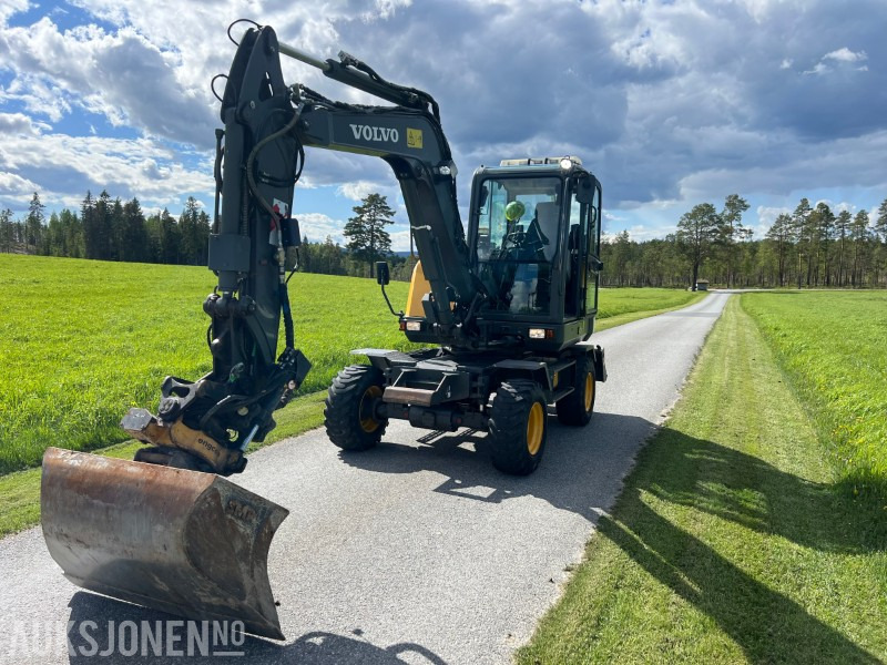 2016 Volvo EW60E hjulmaskin godt utstyrt hjulmaskin med henger - Escavadeira: foto 3 2016 Volvo EW60E hjulmaskin godt utstyrt hjulmaskin med henger - Escavadeira: foto 3