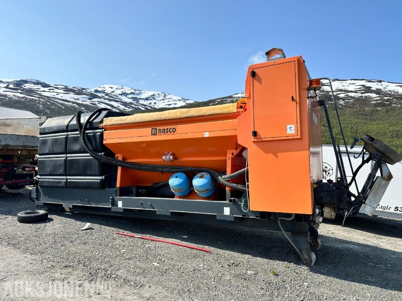 2016 og 2017 Rasco spreder med delespreder - Equipamento de construção: foto 1 2016 og 2017 Rasco spreder med delespreder - Equipamento de construção: foto 1