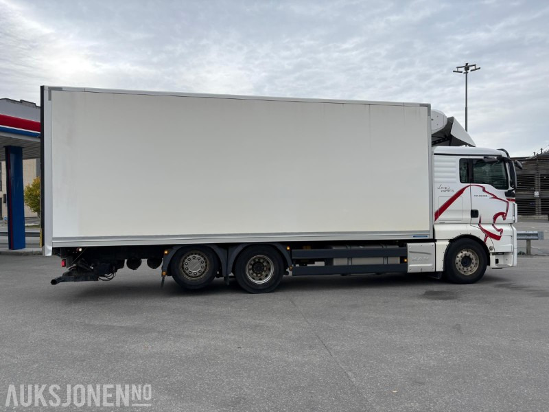2017 MAN TGX 26.560 6x2 skapbil - kjøl/frys - Camião furgão: foto 4 2017 MAN TGX 26.560 6x2 skapbil - kjøl/frys - Camião furgão: foto 4