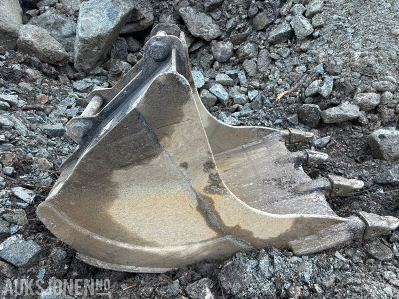 2018 Cat 320 - 4 890 timer - 2 skuffer og tiltrotator - CAT Premium serviceavtale - Escavadeira: foto 5 2018 Cat 320 - 4 890 timer - 2 skuffer og tiltrotator - CAT Premium serviceavtale - Escavadeira: foto 5