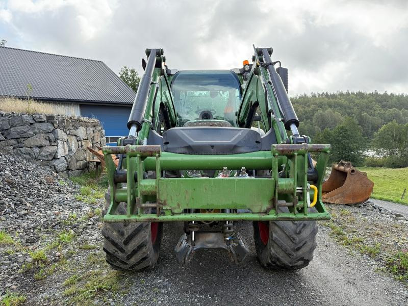2018 Fendt 516 Vario m/ 2 sett dekk- PTO-FRONTLASTER - Trator: foto 2 2018 Fendt 516 Vario m/ 2 sett dekk- PTO-FRONTLASTER - Trator: foto 2