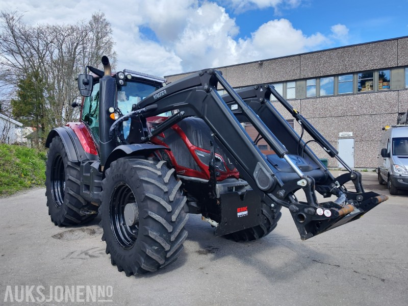 2018 Valtra T234 Direct med Valtra Ålø frontlaster - 50 km/t - Trator: foto 4 2018 Valtra T234 Direct med Valtra Ålø frontlaster - 50 km/t - Trator: foto 4