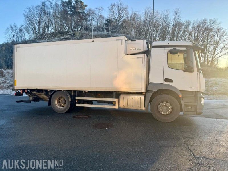 2019 Mercedes-Benz Antos 1824 4x2 - Skapbil m/kjøl og lift – Eu-godkjent til 05/26 - Km: 146689 - Camião furgão: foto 5 2019 Mercedes-Benz Antos 1824 4x2 - Skapbil m/kjøl og lift – Eu-godkjent til 05/26 - Km: 146689 - Camião furgão: foto 5