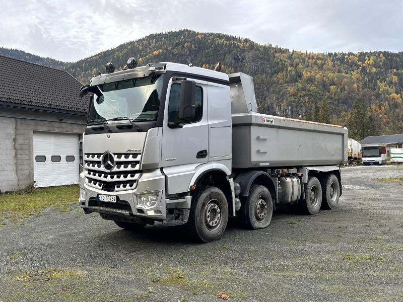 Camião basculante 2019 Mercedes-Benz Arocs 3258K 8x4 tippbil: foto 1