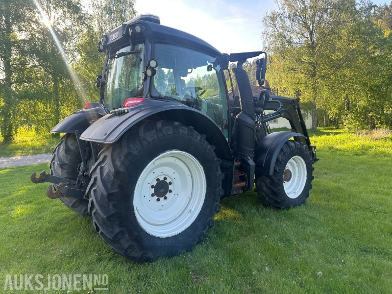 2019 Valtra N174 med frontlaster og mye utstyr - Trator: foto 3 2019 Valtra N174 med frontlaster og mye utstyr - Trator: foto 3