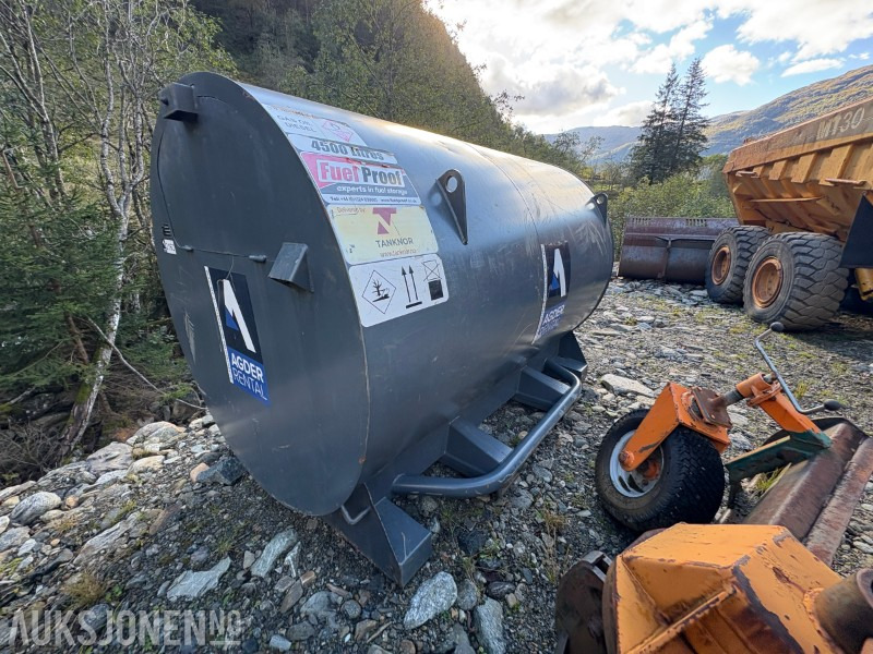 2021 Fuel Proof 4500 liter dobbelvegget dieseltank med pumpeanlegg - Equipamento de construção: foto 4 2021 Fuel Proof 4500 liter dobbelvegget dieseltank med pumpeanlegg - Equipamento de construção: foto 4