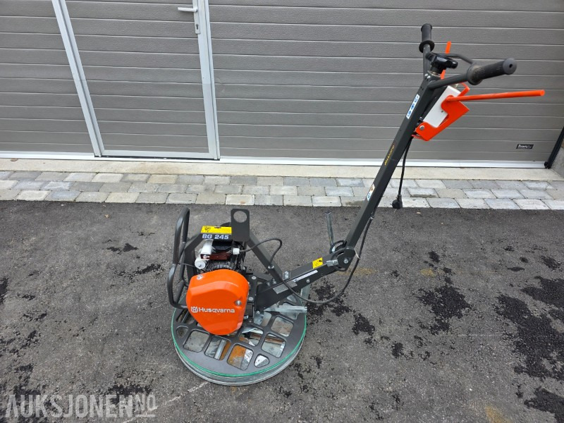 2021 Husqvarna BG245 helikopter/glattemaskin - 220 V - 1,5kW - Rolo: foto 1 2021 Husqvarna BG245 helikopter/glattemaskin - 220 V - 1,5kW - Rolo: foto 1