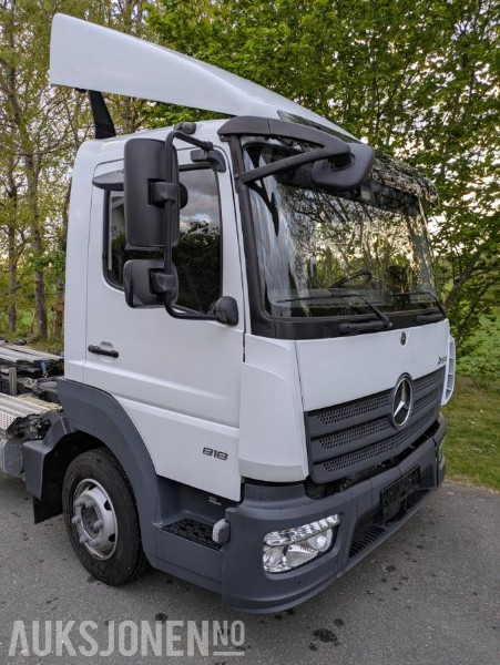 2021 Mercedes-Benz Atego 818 Automat - Camião chassi: foto 4 2021 Mercedes-Benz Atego 818 Automat - Camião chassi: foto 4