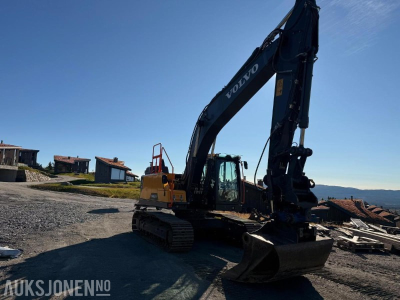2022 Volvo EC220EL BELTEGRAVER ROTOTILT SERVICEHISTORIKK - Escavadeira: foto 4 2022 Volvo EC220EL BELTEGRAVER ROTOTILT SERVICEHISTORIKK - Escavadeira: foto 4