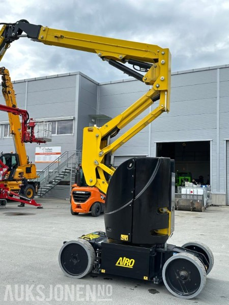 2023 AIRO A12 JE, elektrisk bomlift - Roterende Jibb - Arbeidshøyde 12,1 m. - Leveres med ny årskontroll! - Plataforma aérea: foto 3 2023 AIRO A12 JE, elektrisk bomlift - Roterende Jibb - Arbeidshøyde 12,1 m. - Leveres med ny årskontroll! - Plataforma aérea: foto 3