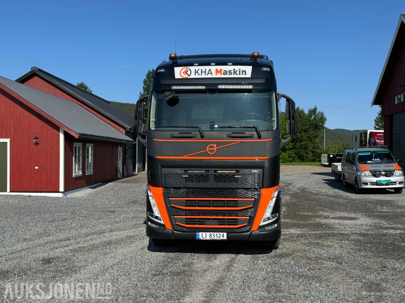 2023 Volvo FH - Krokbil med Dumperkasse og Maskinflak - Camião polibenne: foto 2 2023 Volvo FH - Krokbil med Dumperkasse og Maskinflak - Camião polibenne: foto 2