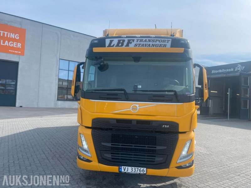 2023 Volvo FM330 SKAPBIL ARKA 18 PALLER SKAP MED FULL SIDEÅPNING - Camião furgão: foto 4 2023 Volvo FM330 SKAPBIL ARKA 18 PALLER SKAP MED FULL SIDEÅPNING - Camião furgão: foto 4