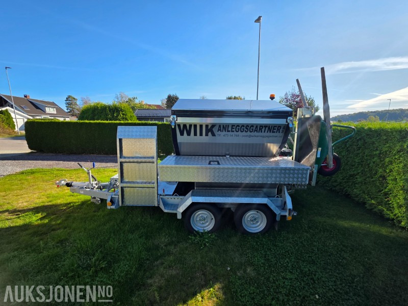 2024 Brian James Trailers A-Type asfalthenger med 2021 Svepac F 90A vibroplate 2.9kW, 2022 Honda EU22i strømaggregat og utstyr - Equipamento de construção: foto 2 2024 Brian James Trailers A-Type asfalthenger med 2021 Svepac F 90A vibroplate 2.9kW, 2022 Honda EU22i strømaggregat og utstyr - Equipamento de construção: foto 2