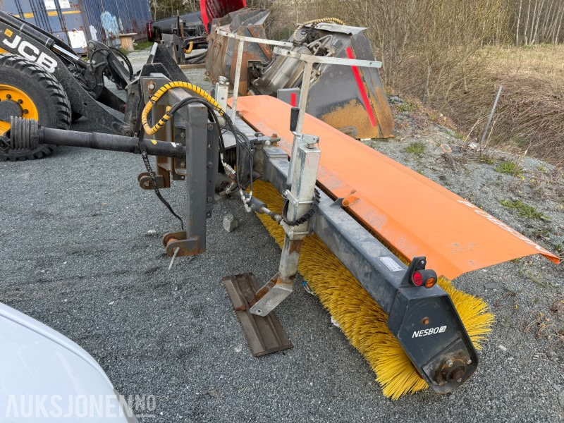 2024 Nesbo FM 2800 S – PTO-drevet kostemaskin - Equipamento de construção: foto 3 2024 Nesbo FM 2800 S – PTO-drevet kostemaskin - Equipamento de construção: foto 3