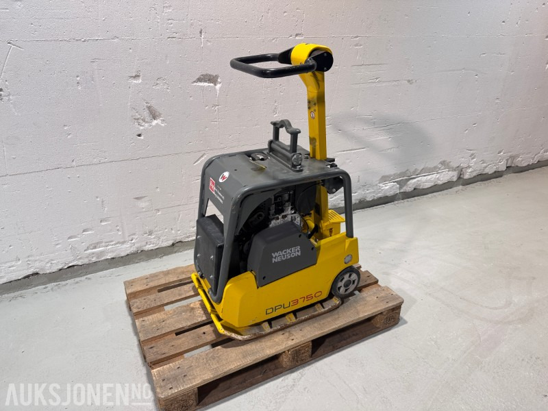 2024 Wacker Neuson DPU3750H – Reverserbar vibroplate for effektiv komprimering - Rolo: foto 2 2024 Wacker Neuson DPU3750H – Reverserbar vibroplate for effektiv komprimering - Rolo: foto 2