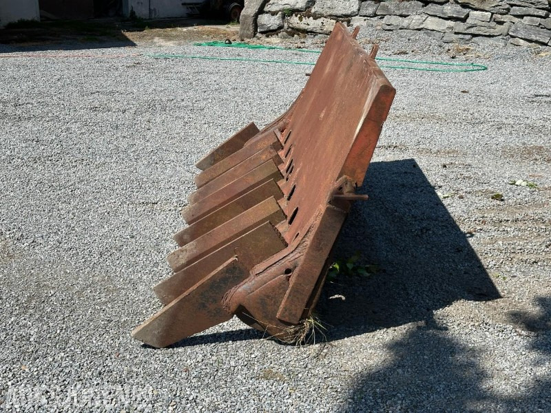 3meter Stubbebryter med 8 tenner - dyrkeskjær til doser - Equipamento de construção: foto 2 3meter Stubbebryter med 8 tenner - dyrkeskjær til doser - Equipamento de construção: foto 2