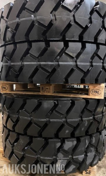 4 stk Michelin 14.00 R24 anleggsdekk med felg - ny gummibane nå - Equipamento de construção: foto 1 4 stk Michelin 14.00 R24 anleggsdekk med felg - ny gummibane nå - Equipamento de construção: foto 1