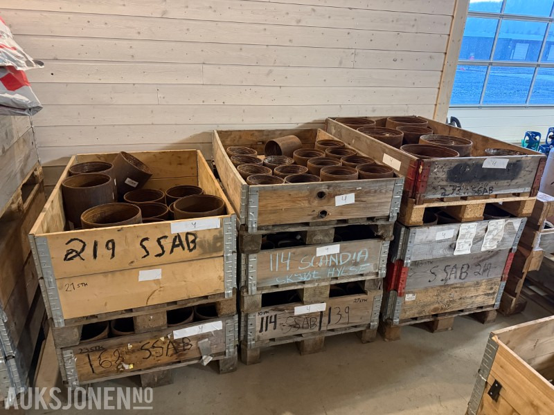 Andre Skjøtehylser til borerigg – SSAB – 7 paller - Máquina de perfuração: foto 1 Andre Skjøtehylser til borerigg – SSAB – 7 paller - Máquina de perfuração: foto 1