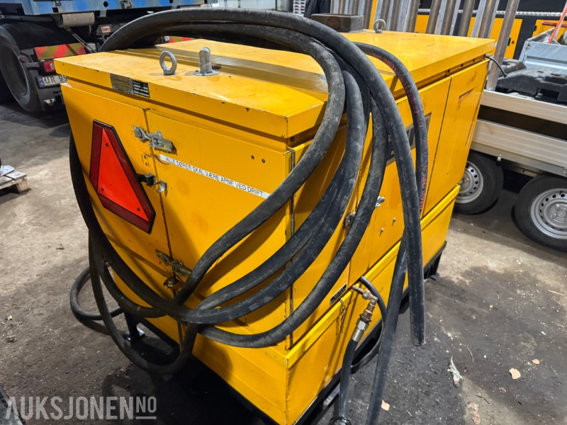 Bini 610 tinekjele - Equipamento de construção: foto 4 Bini 610 tinekjele - Equipamento de construção: foto 4