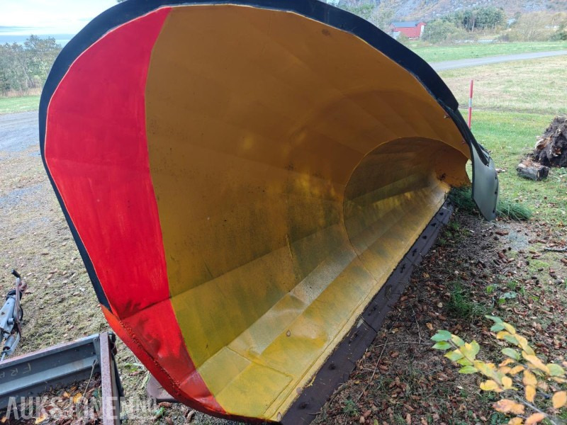 2004 Tellefsdal diagonalplog / snøplog - P HD - Bredde 3600 mm - Parallelllogram - Camião: foto 3 2004 Tellefsdal diagonalplog / snøplog - P HD - Bredde 3600 mm - Parallelllogram - Camião: foto 3