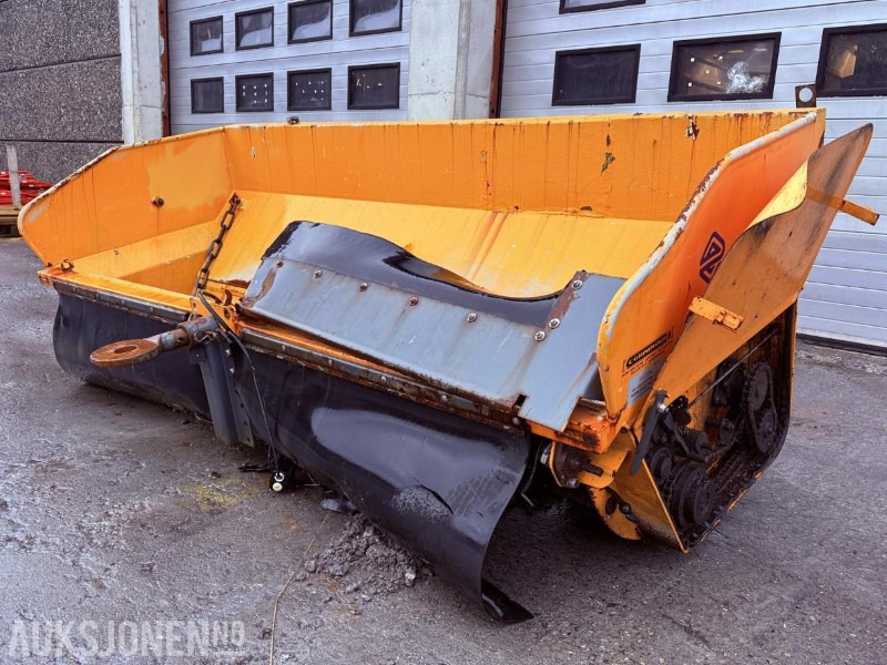 2015 Epoke TKB12-280 Sandstrøer til etterheng på lastebil - Camião: foto 1 2015 Epoke TKB12-280 Sandstrøer til etterheng på lastebil - Camião: foto 1