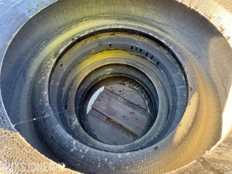 Camião Bridgestone dekk til mindre lastebil / 5 stk: foto 15