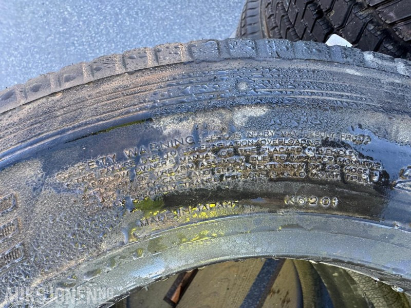 Camião Bridgestone dekk til mindre lastebil / 5 stk: foto 8