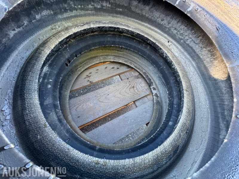 Camião Bridgestone dekk til mindre lastebil / 5 stk: foto 14