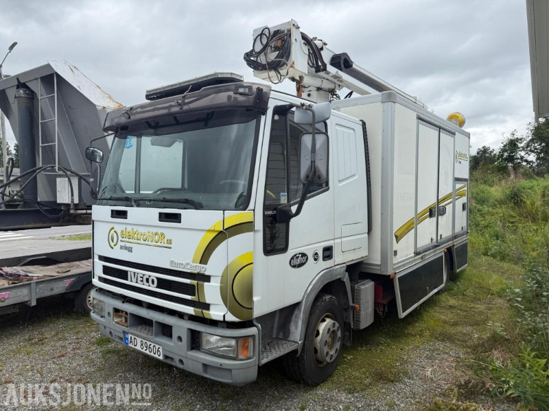 Iveco EuroCargo liftbil med kurv - 179 571 km - Webasto - Arbeidslys - Camião: foto 1 Iveco EuroCargo liftbil med kurv - 179 571 km - Webasto - Arbeidslys - Camião: foto 1