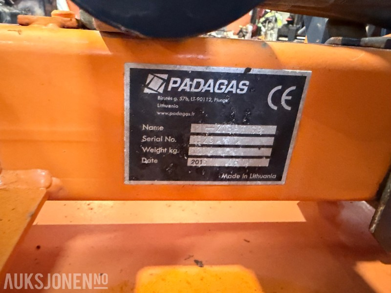 2013 Padagas feieaggregat med sidebørste og vanntank – 2013-modell - Equipamento para Máquina de construção: foto 5 2013 Padagas feieaggregat med sidebørste og vanntank – 2013-modell - Equipamento para Máquina de construção: foto 5