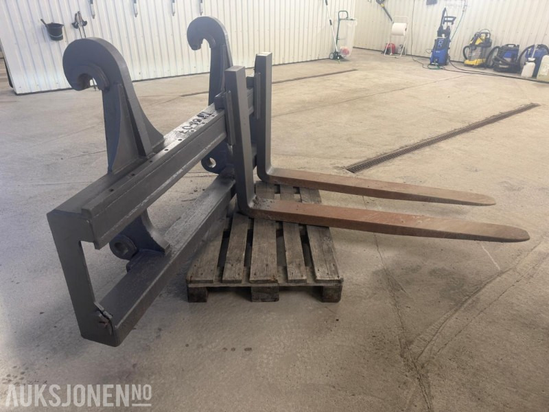 2016 Ufo pallegafler Stort BM feste - Equipamento para Máquina de construção: foto 1 2016 Ufo pallegafler Stort BM feste - Equipamento para Máquina de construção: foto 1