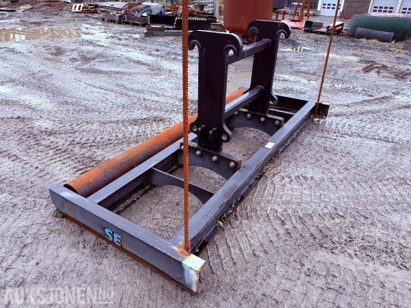 2021 Planeringsbjølke 6742/5/1 Volvo BM feste - 3000 mm bredde - Equipamento para Máquina de construção: foto 3 2021 Planeringsbjølke 6742/5/1 Volvo BM feste - 3000 mm bredde - Equipamento para Máquina de construção: foto 3