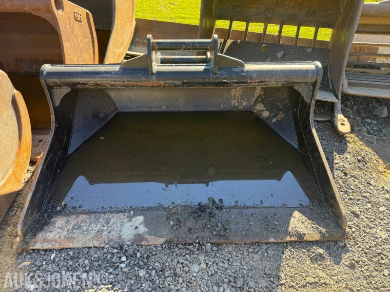 2024 Hardlife Pusseskuffe m/S60 feste - Equipamento para Máquina de construção: foto 1 2024 Hardlife Pusseskuffe m/S60 feste - Equipamento para Máquina de construção: foto 1