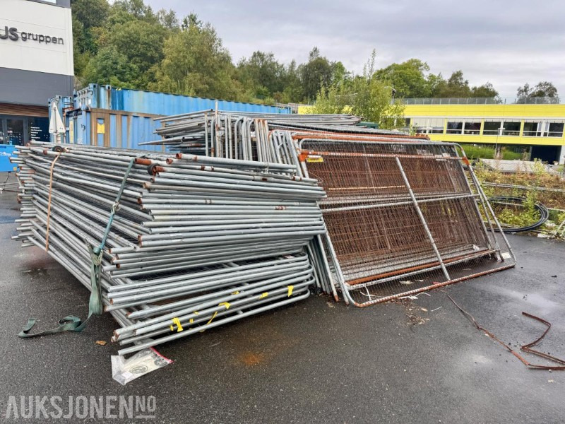 Byggegjerder med føtter - Equipamento para Máquina de construção: foto 1 Byggegjerder med føtter - Equipamento para Máquina de construção: foto 1