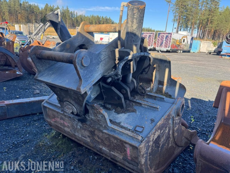 Gjerstad hydraulisk pusseskuffe. S90 feste - Equipamento para Máquina de construção: foto 5 Gjerstad hydraulisk pusseskuffe. S90 feste - Equipamento para Máquina de construção: foto 5