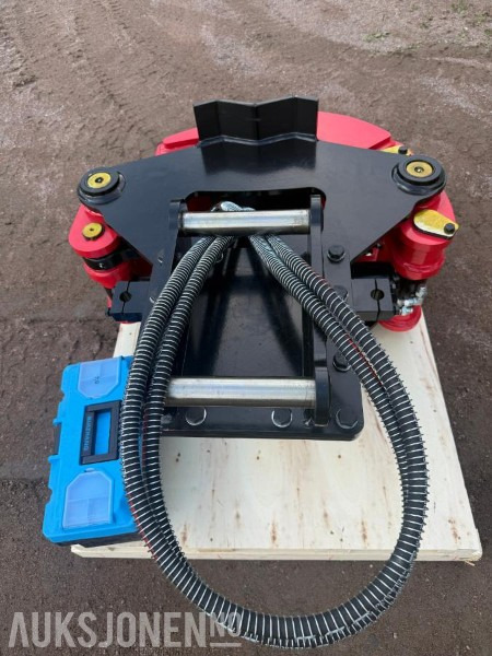KM Treklipper Til Tre og Busker Med s40 HK feste - Equipamento para Máquina de construção: foto 3 KM Treklipper Til Tre og Busker Med s40 HK feste - Equipamento para Máquina de construção: foto 3