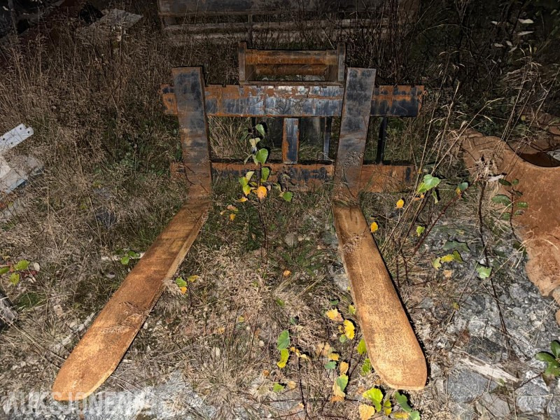 Pallegaffel m/kombi feste S60 og S70 - Equipamento para Máquina de construção: foto 2 Pallegaffel m/kombi feste S60 og S70 - Equipamento para Máquina de construção: foto 2