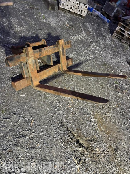 Pallegafler S60 - Equipamento para Máquina de construção: foto 1 Pallegafler S60 - Equipamento para Máquina de construção: foto 1