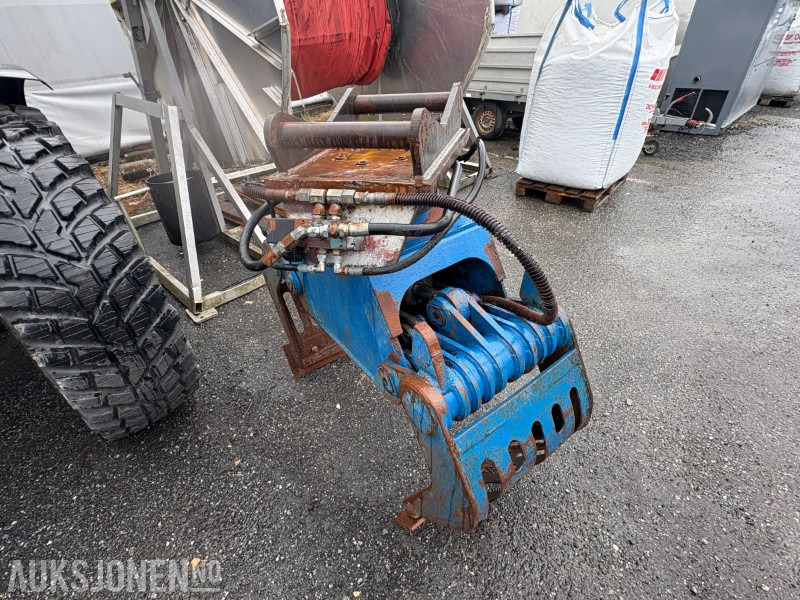 Sorteringsklo med hydraulisk rotator og S60-feste - Equipamento para Máquina de construção: foto 2 Sorteringsklo med hydraulisk rotator og S60-feste - Equipamento para Máquina de construção: foto 2