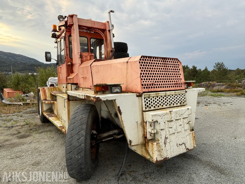 1976 Hegg Truck 15Tonn - Equipamento de movimentação: foto 4 1976 Hegg Truck 15Tonn - Equipamento de movimentação: foto 4