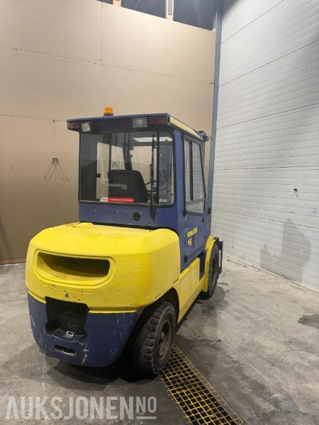 2000 Komatsu FD 45-7 Truck - Equipamento de movimentação: foto 4 2000 Komatsu FD 45-7 Truck - Equipamento de movimentação: foto 4