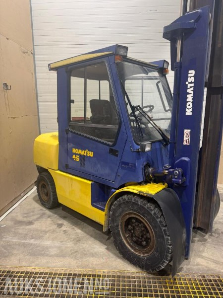 2000 Komatsu FD 45-7 Truck - Equipamento de movimentação: foto 5 2000 Komatsu FD 45-7 Truck - Equipamento de movimentação: foto 5