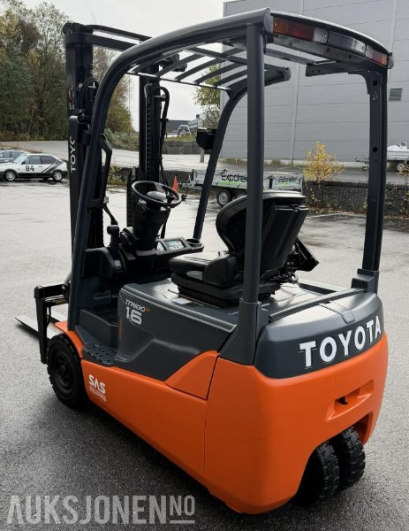 2010 Toyota 8FBET16 elektrisk gaffeltruck - Equipamento de movimentação: foto 5 2010 Toyota 8FBET16 elektrisk gaffeltruck - Equipamento de movimentação: foto 5