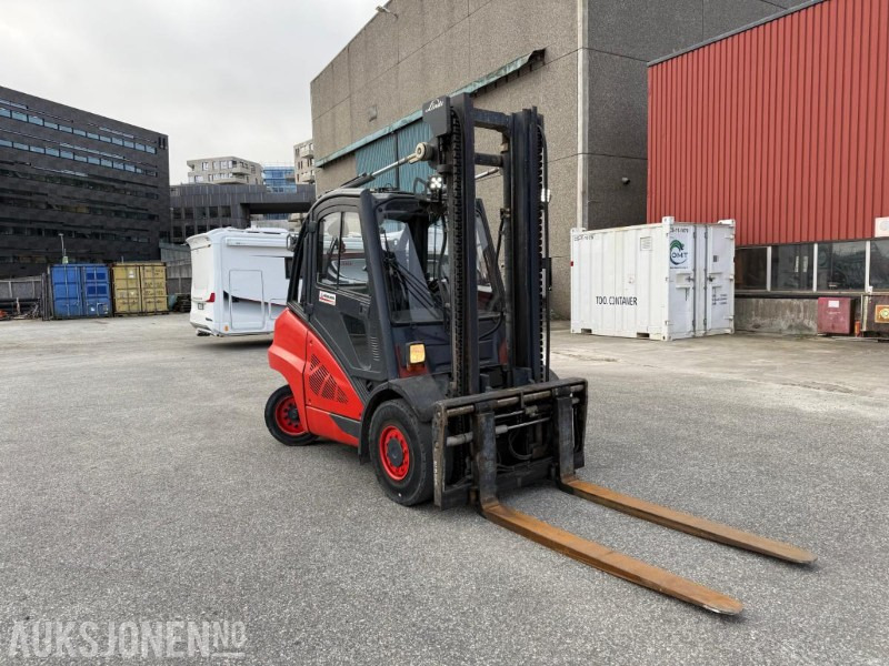 2013 Linde H50/600D 5,0T Motvektstruck - Equipamento de movimentação: foto 5 2013 Linde H50/600D 5,0T Motvektstruck - Equipamento de movimentação: foto 5